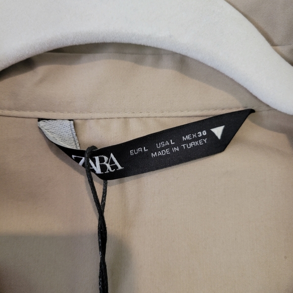 Zara light weight jacket - Picture 2 of 8